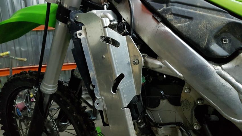 Kawasaki KX 250F - защита радиаторов
