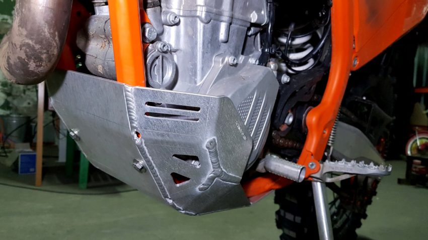 KTM 500 EXC-F - защита двигателя
